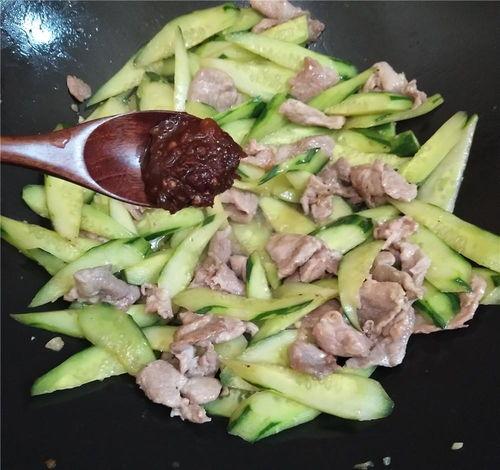 娱乐吃瓜酱婆媳关系,娱乐吃瓜酱中的甜蜜与矛盾  第3张